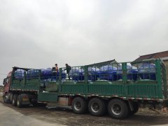 慈溪藍(lán)色30噸臥式儲罐塑料儲罐價格